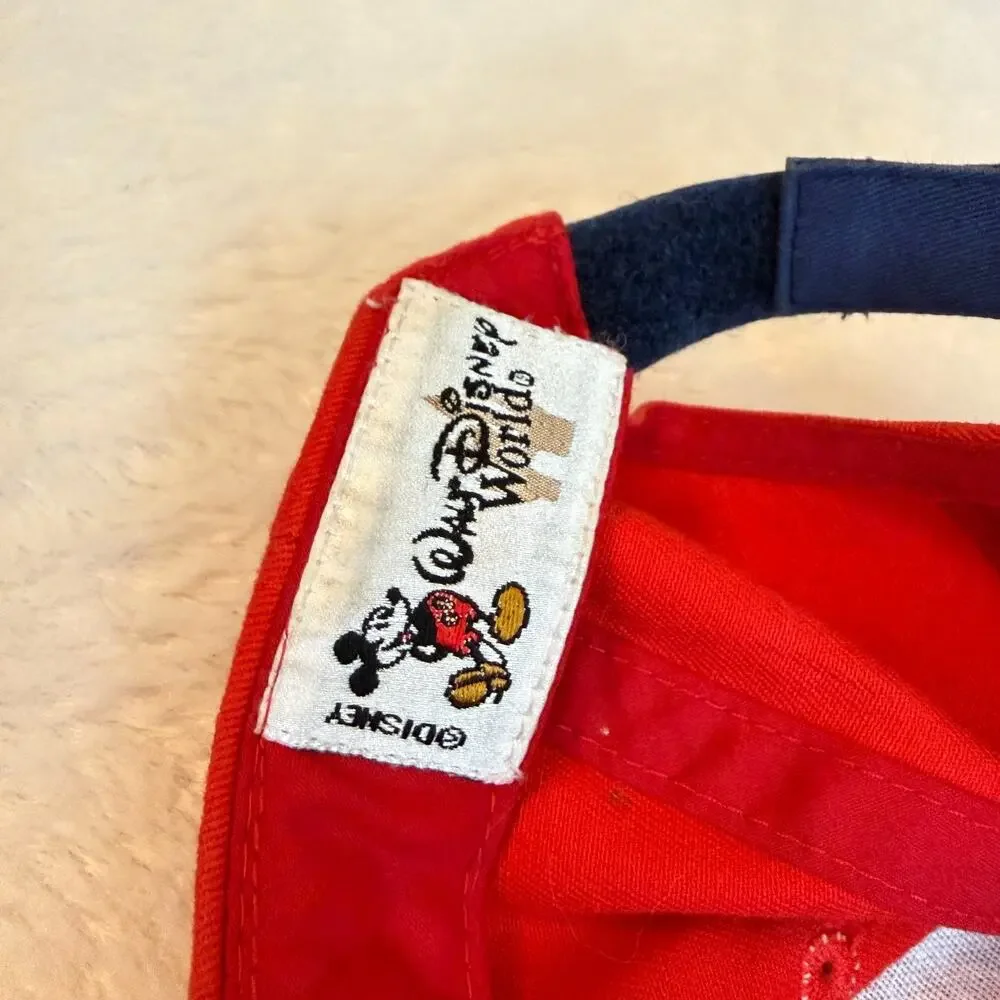 Winnie The Pooh Walt Disney World Youth‎ Cap Hat Strap Back Adjustable Red Kids
